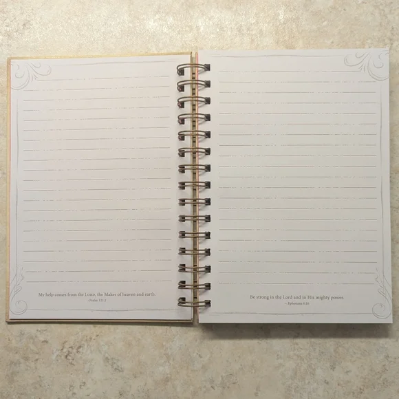 Gorgeous ⛪ BE STILL ⛪ Journal - Picture 3 of 6